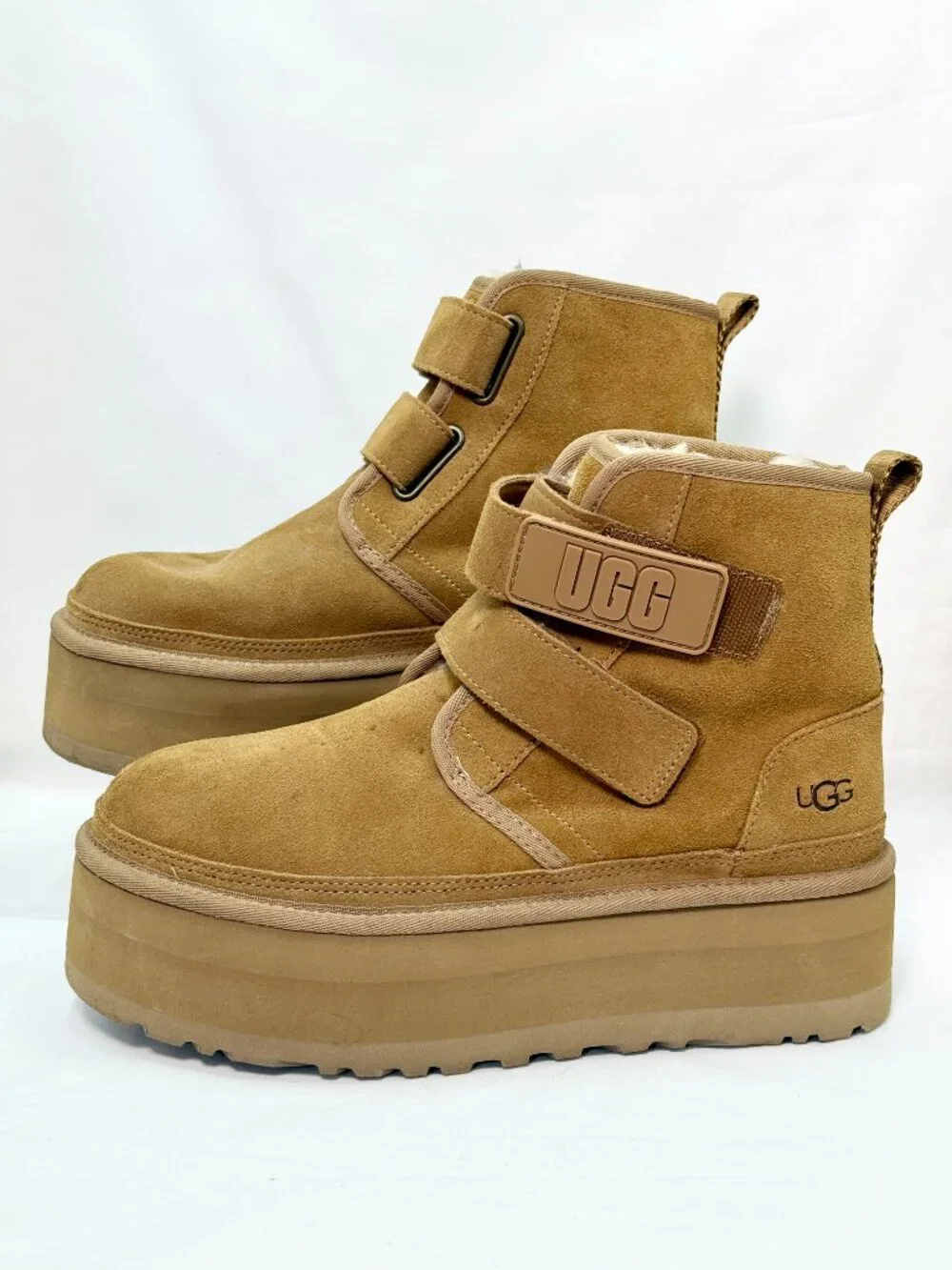 UGG Neumel Platform Chelsea Boots in Chestnut — Women's Size 8